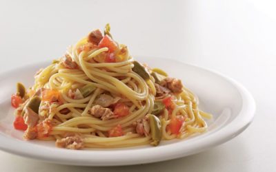 Spaguettis con Atún y Aceitunas